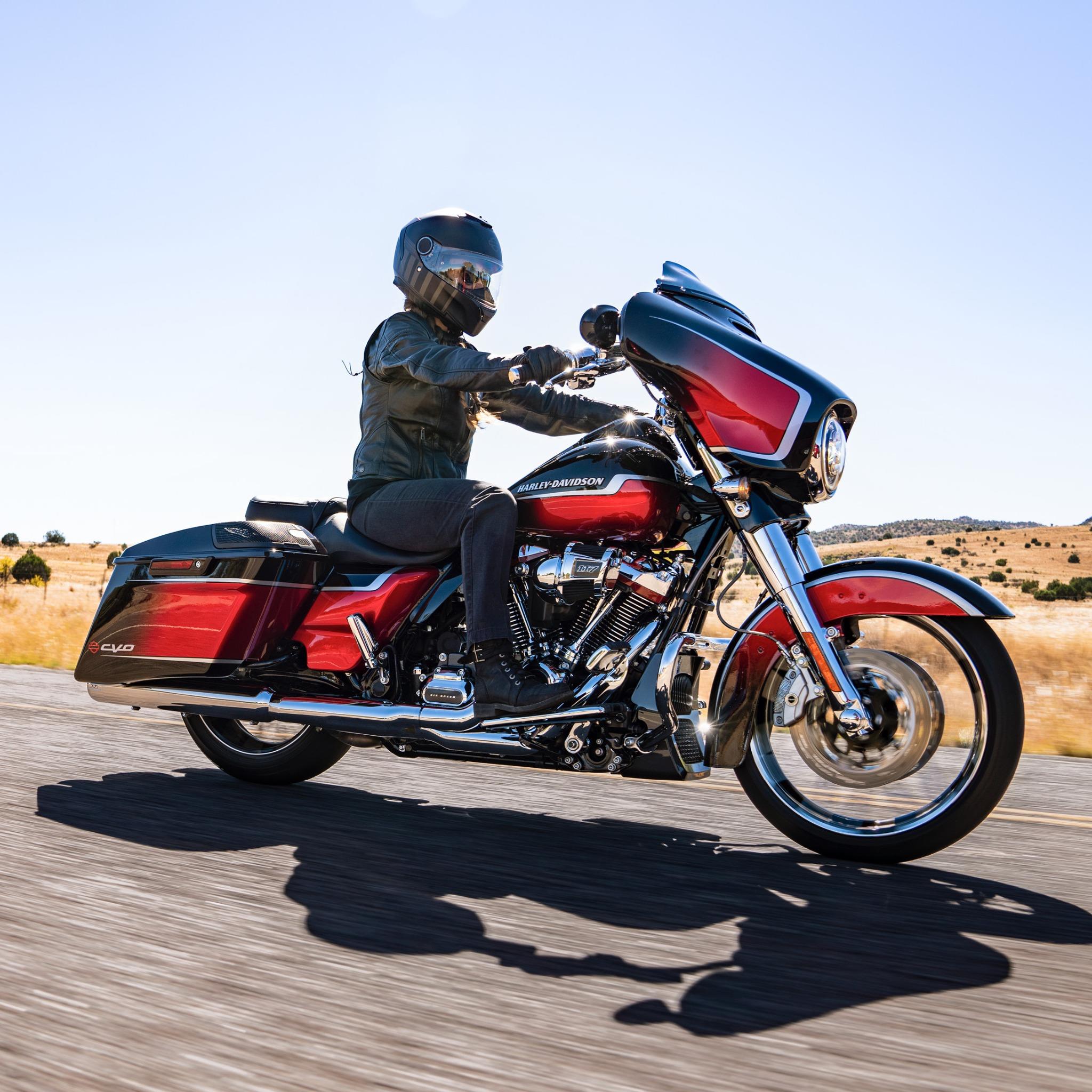 2021HarelyCVOStreetglide.jpg
