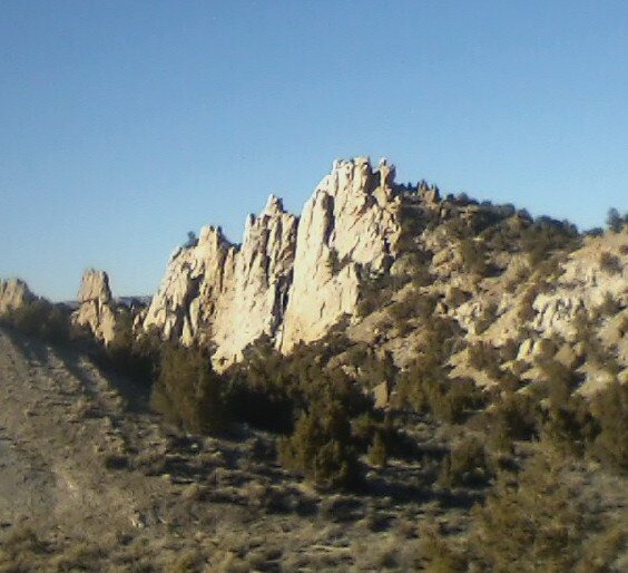 5-Razor back cliffs- Freemont Canyon.jpg 5-Razor back cliffs- Freemont Canyon.jpg