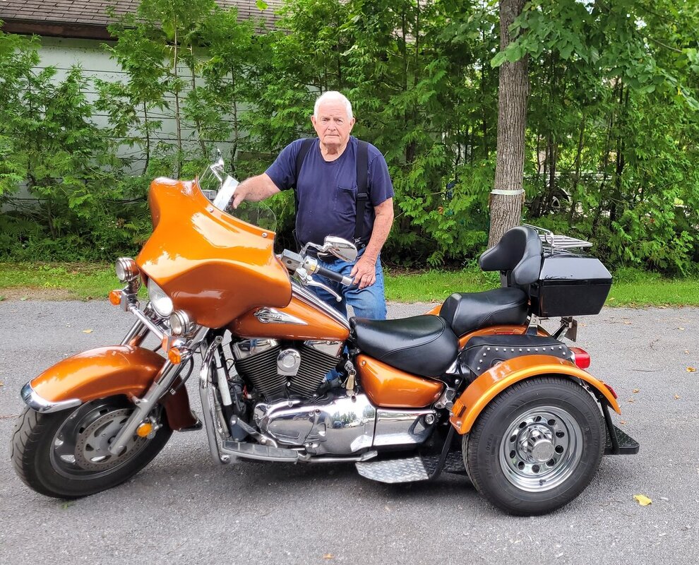 2004 suzuki 3.jpg