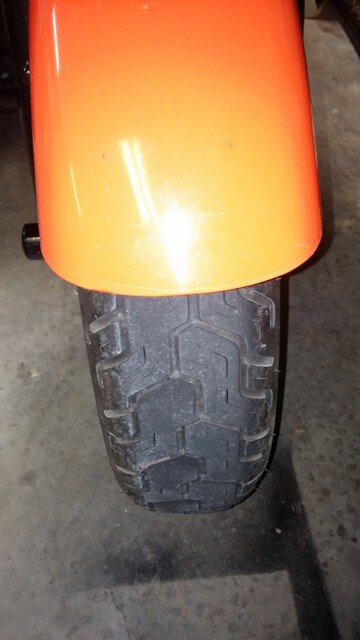 trike front tire.jpg