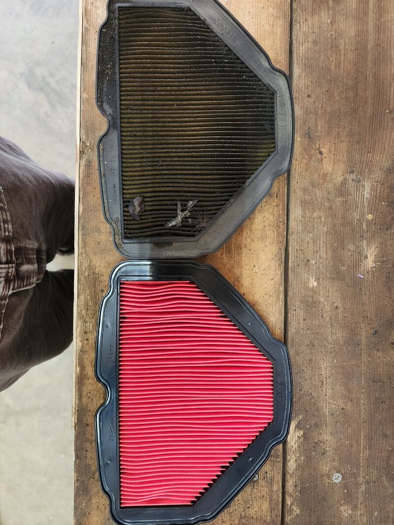 Goldwing airfilter.jpg