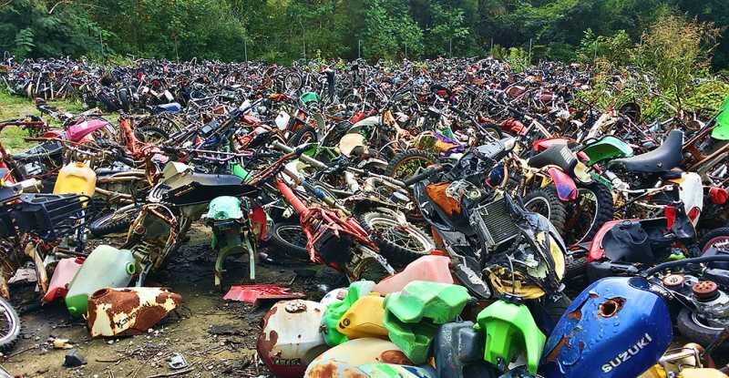 BikesJunk.jpg