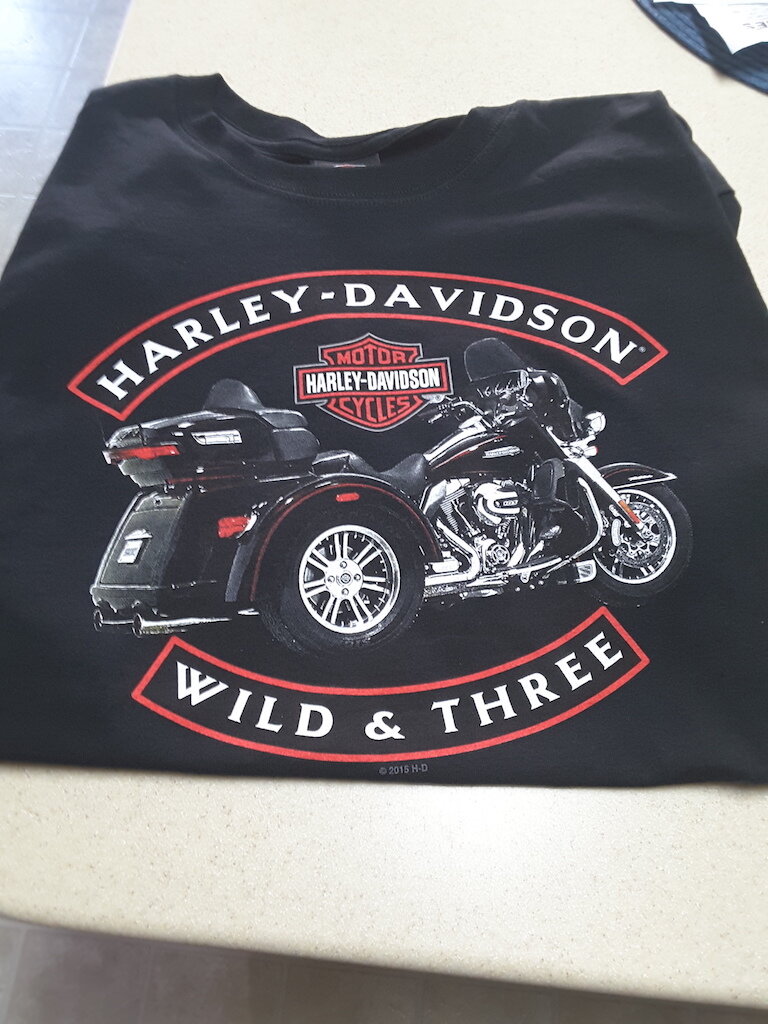 T-Shirt.jpg