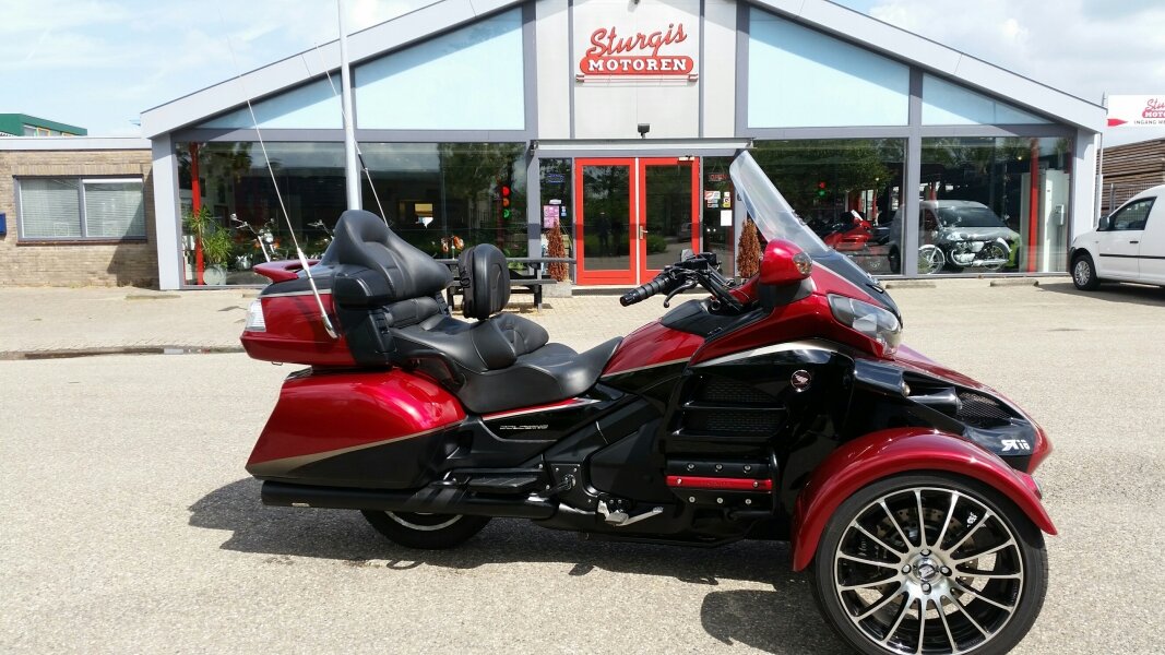 honda-gl-1800-gold-wing-abs-1165681_16.jpg