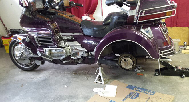 side_view_trike_w_no_tire.jpg