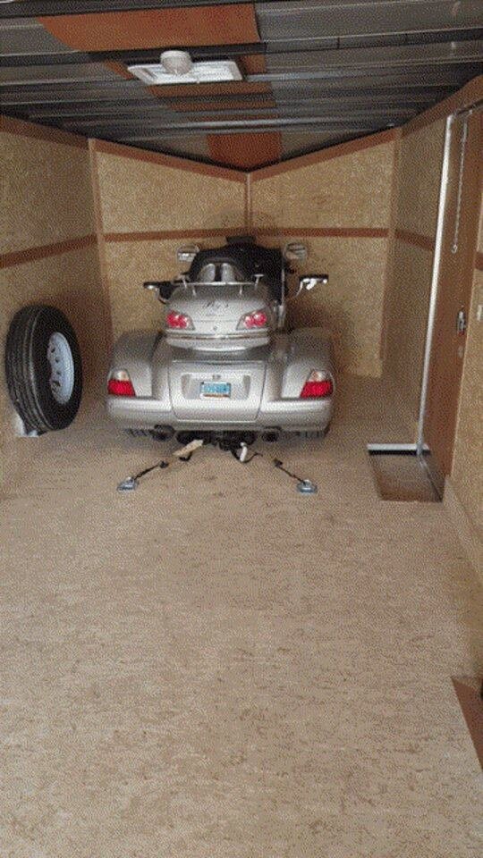 trike in new trailer.jpg trike in new trailer.jpg