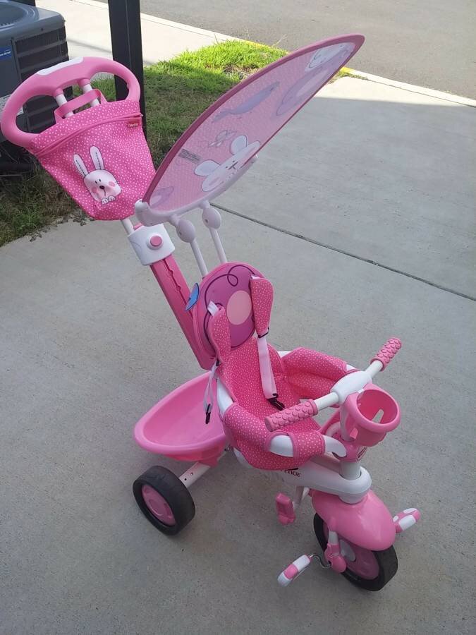 pink trike.jpg