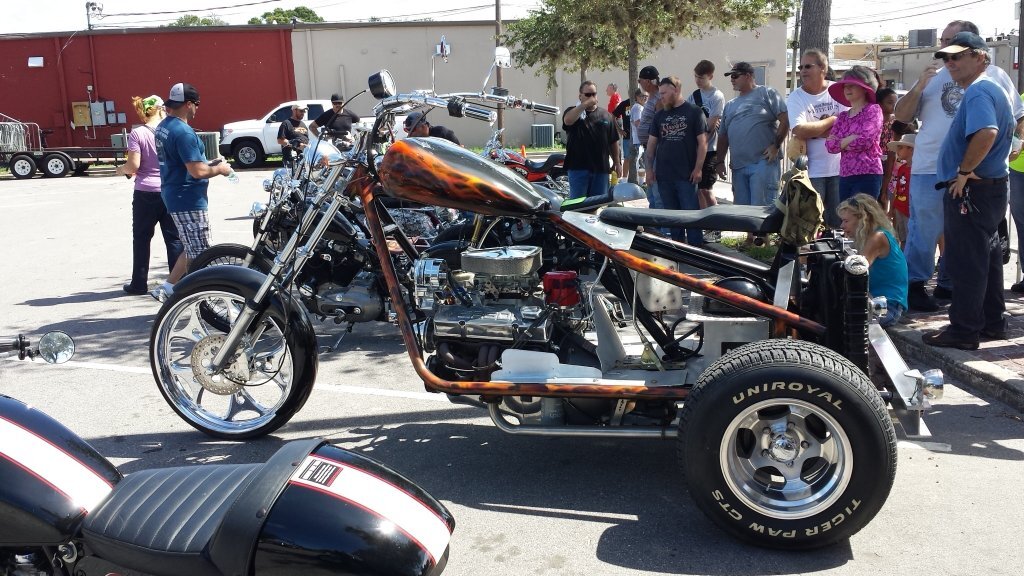 v8trike1.jpg