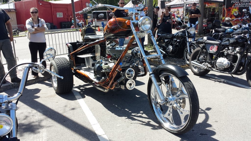 v8trike2.jpg