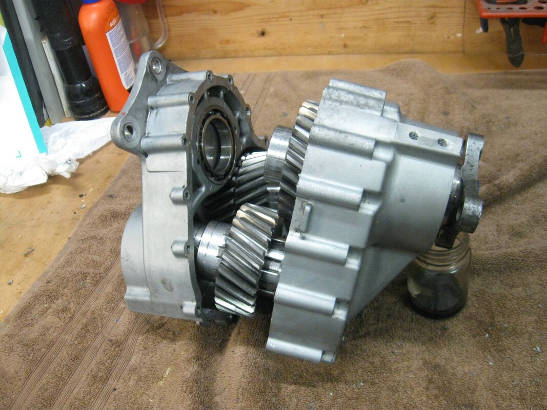 gearbox split.JPG