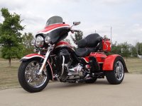 2012_Harley_Davidson_FLH_Ultra_Classic_Voyager_Trike_Kit_3.JPG