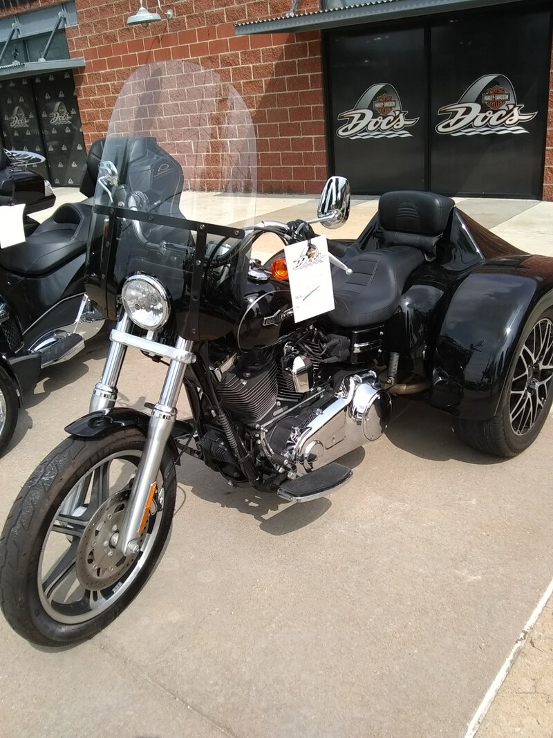 2011 HD Trike front.jpg