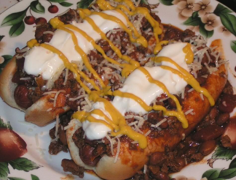 chilli dogs.jpg