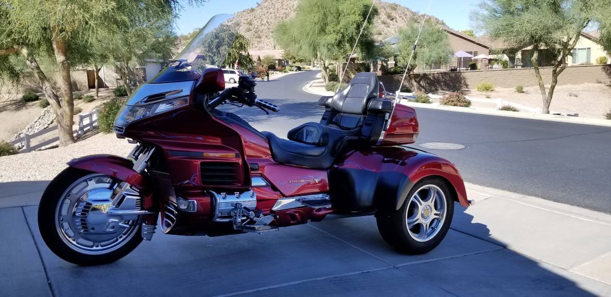 Honda gold wing.jpg Honda gold wing.jpg