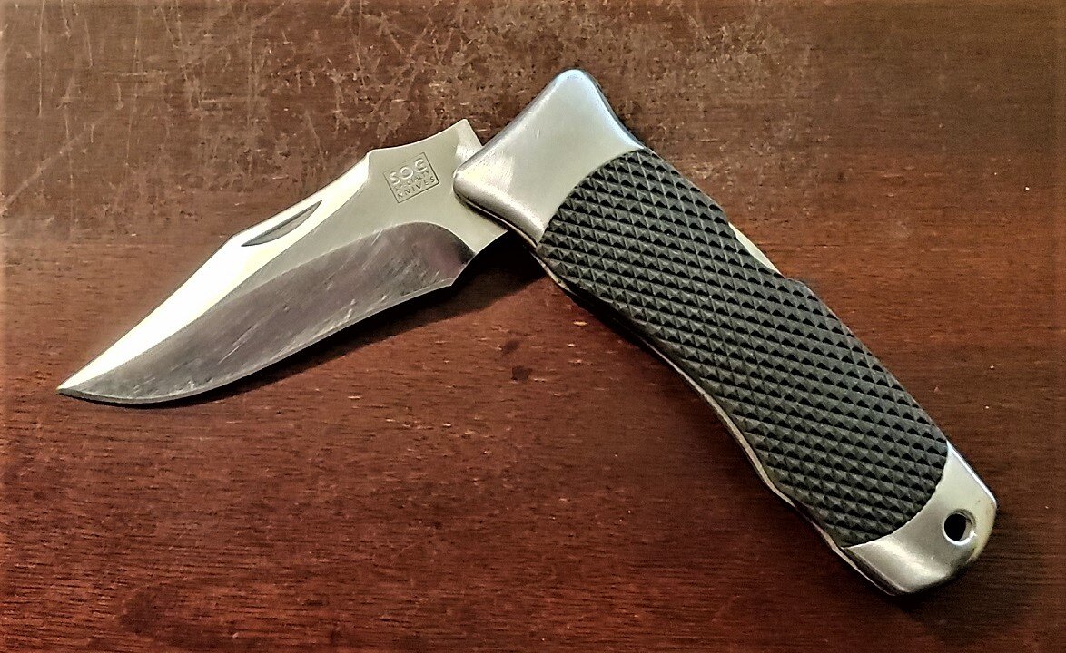 Dad SOG Knife.jpg
