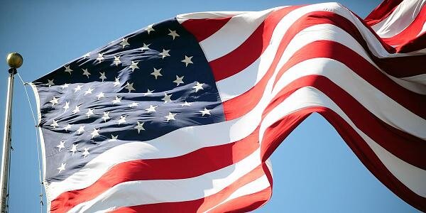 american-flag-etiquette-1558469527.jpg