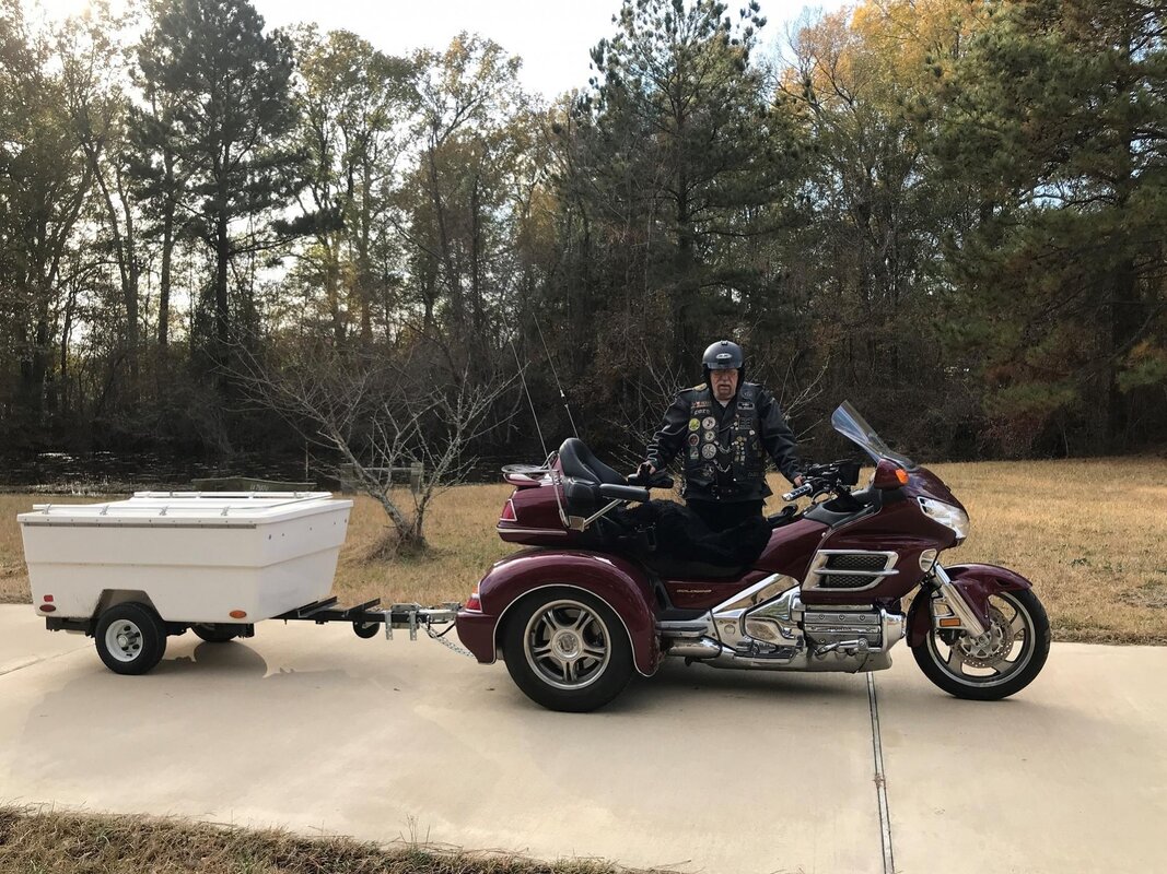 04 Goldwing, trailer, and me.jpg 04 Goldwing, trailer, and me.jpg