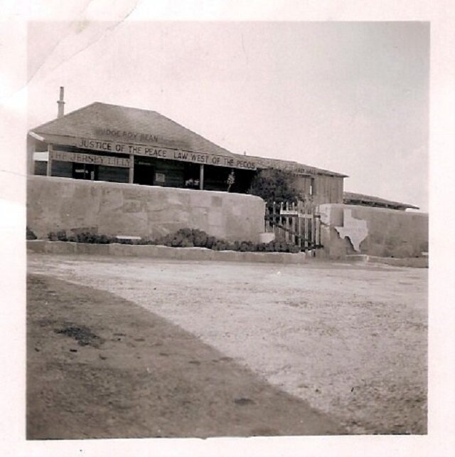 Judge's Saloon in the '50s at Langtry.jpg