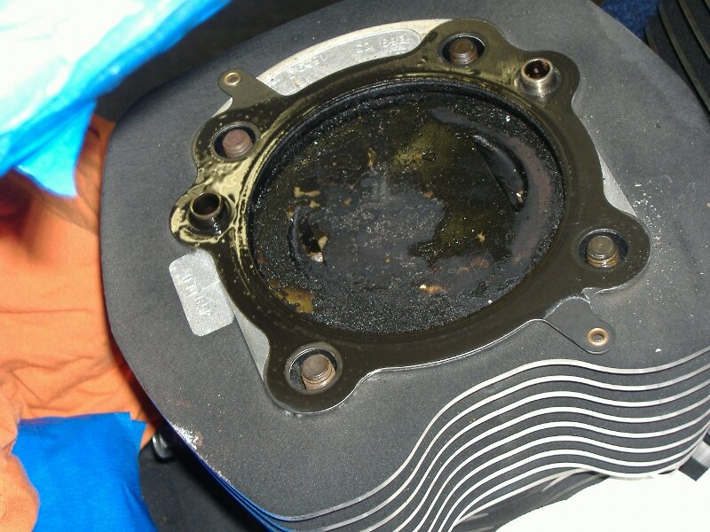 carbonpiston.JPG