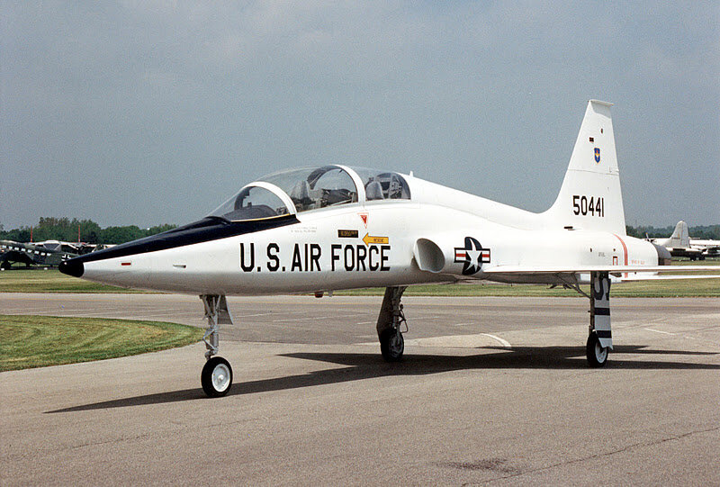 Northrop T-38 Talon.jpg