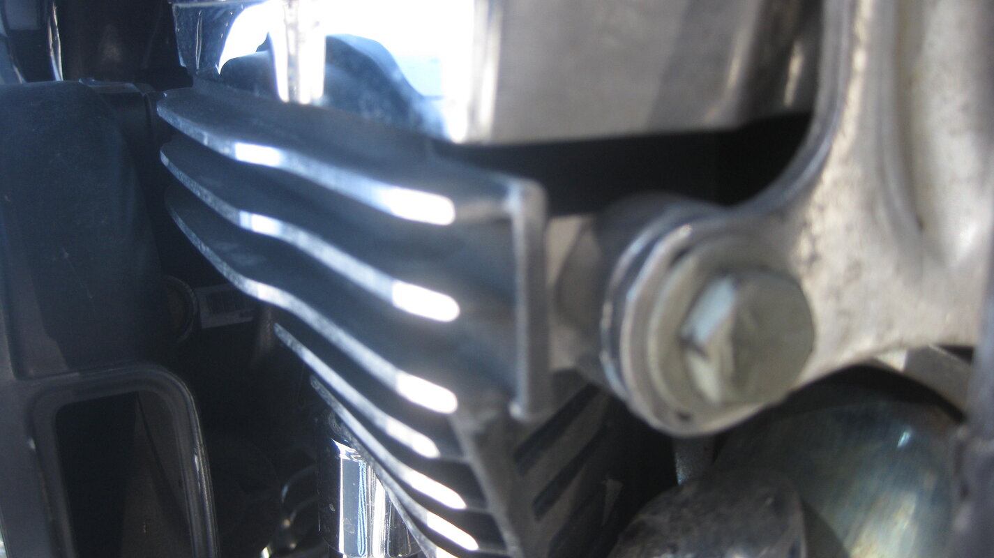 STABALIZER MOUNT BOLTS 002.jpg