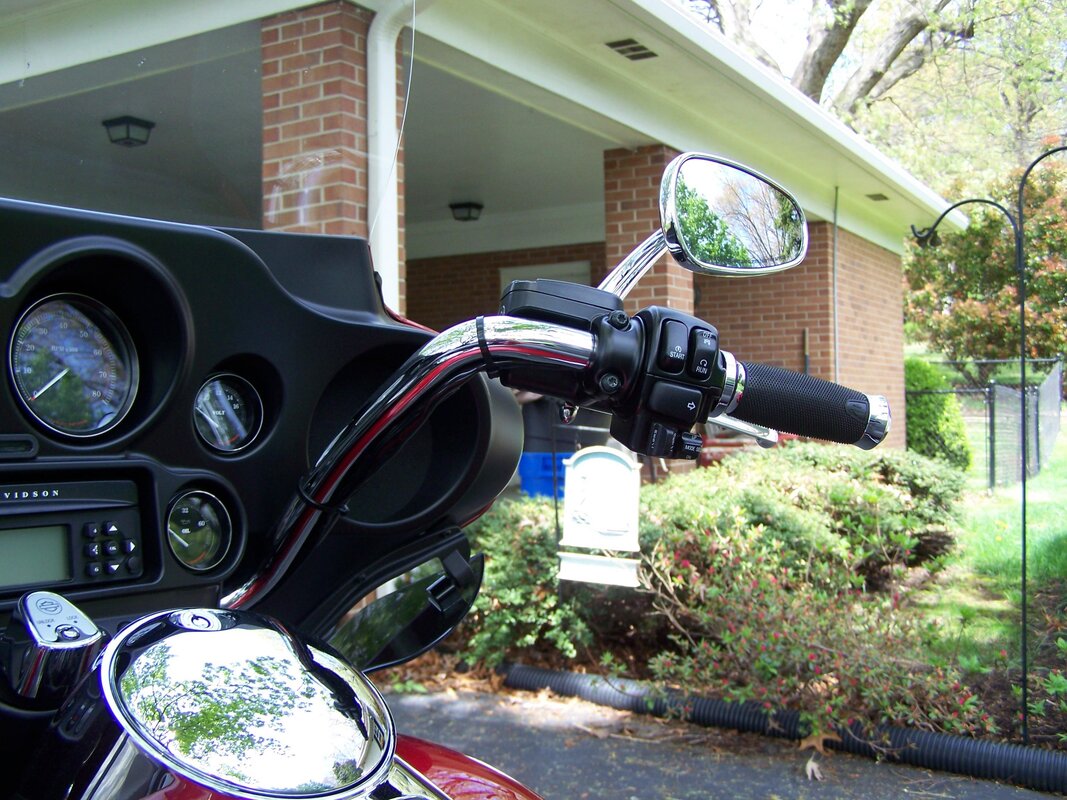 Handlebars3.jpg Handlebars3.jpg