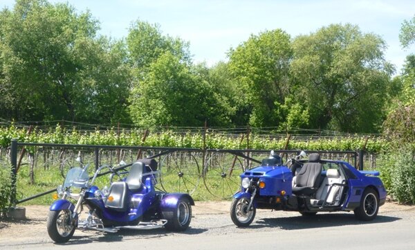 Trikes in Wine Country.JPG