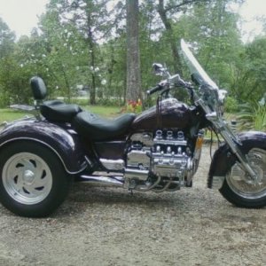 '98 Valkyrie/MT conversion

My first  trike