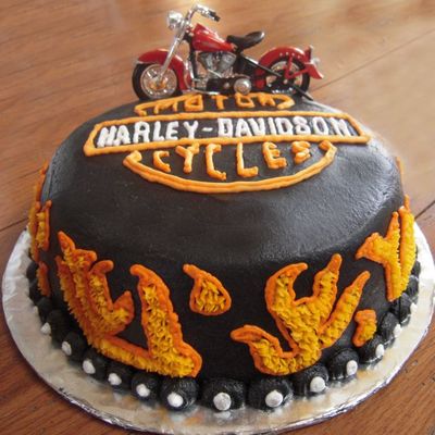 400x400_660739ffOO_harley-cake.jpg