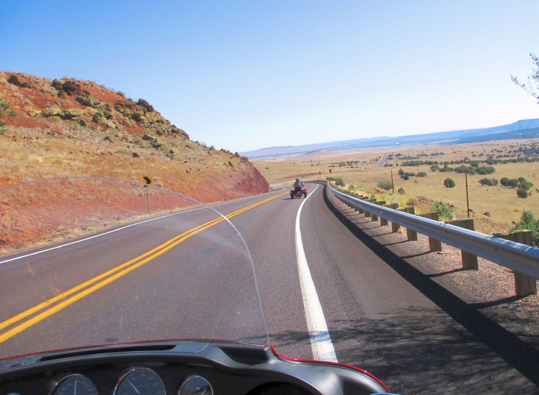 3-road%20ahead.jpg