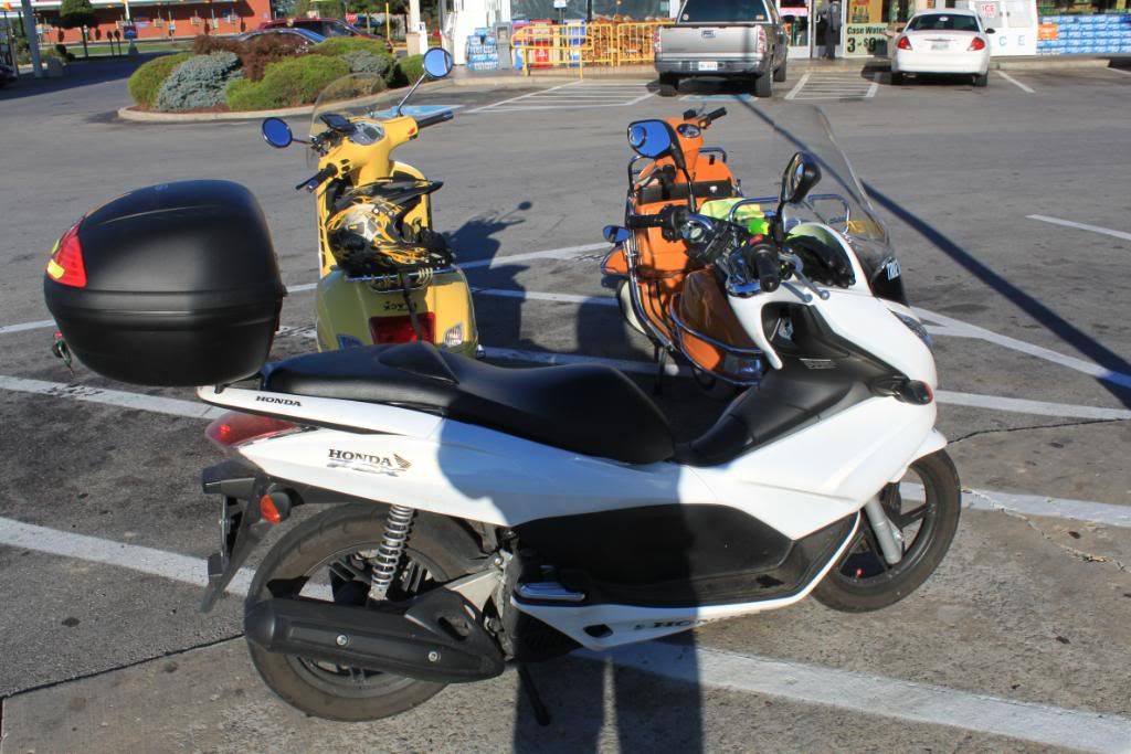 HILLONWHEELS10-3-2011018.jpg