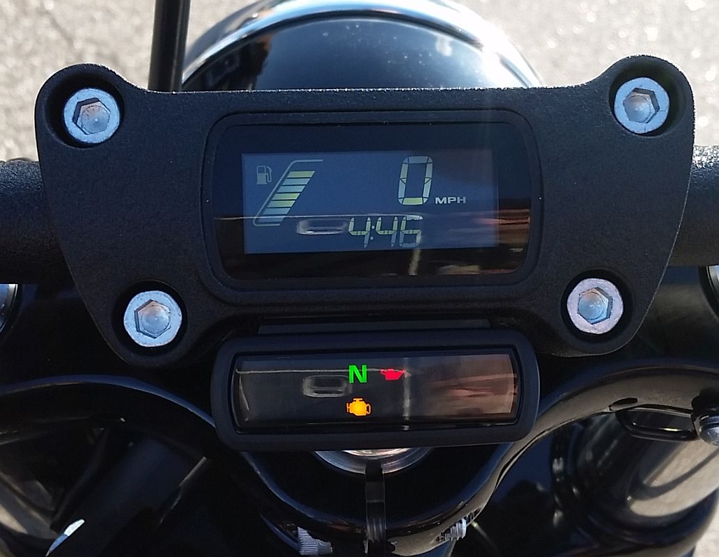 Gauges%20on.jpg
