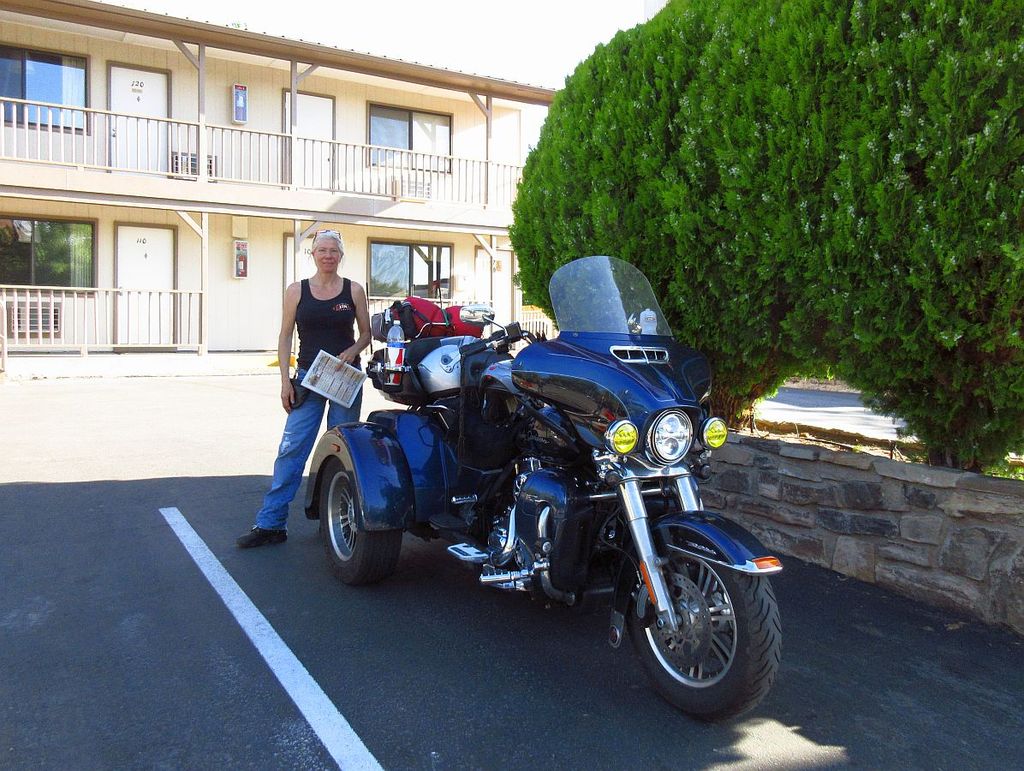 30%20The%20Virginian%20Motel.jpg