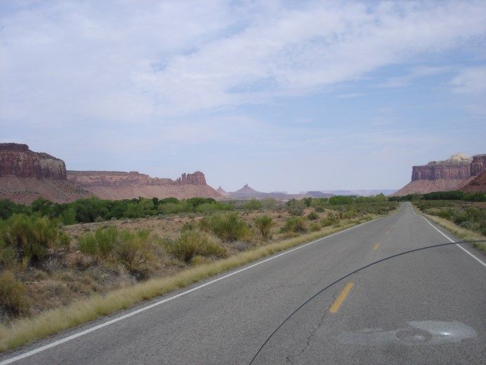 RoadintoLowerCL_zpsad2639f6.jpg