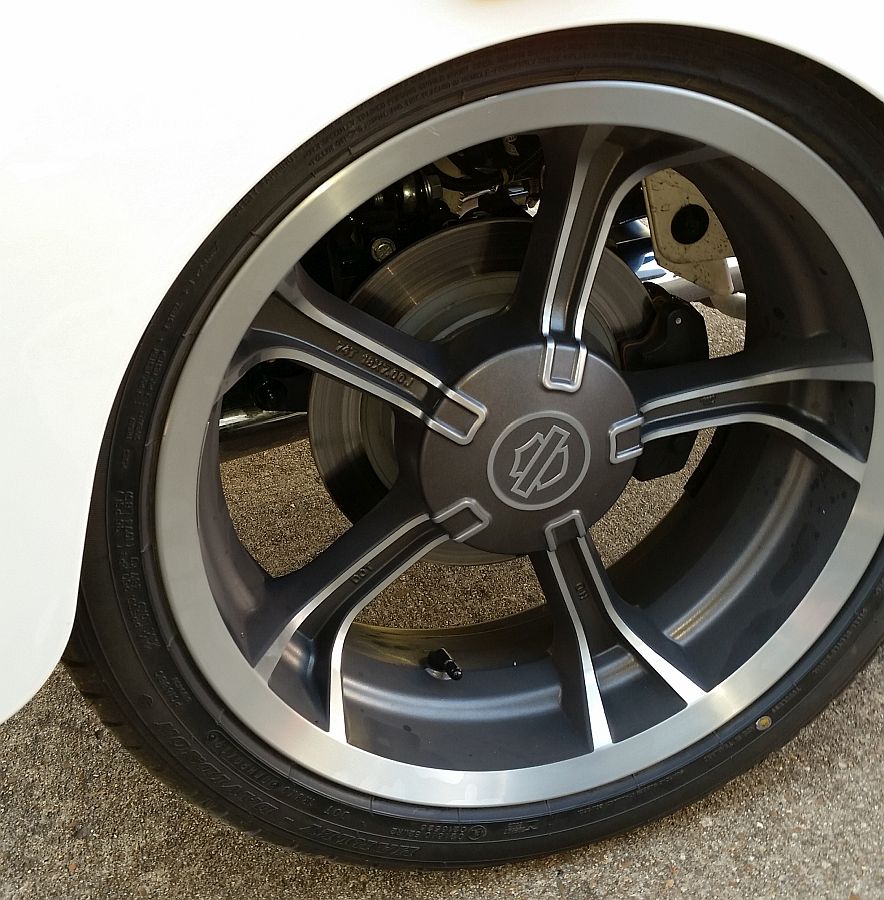 Wes%20CVO%20TG%20Rear%20Wheel.jpg