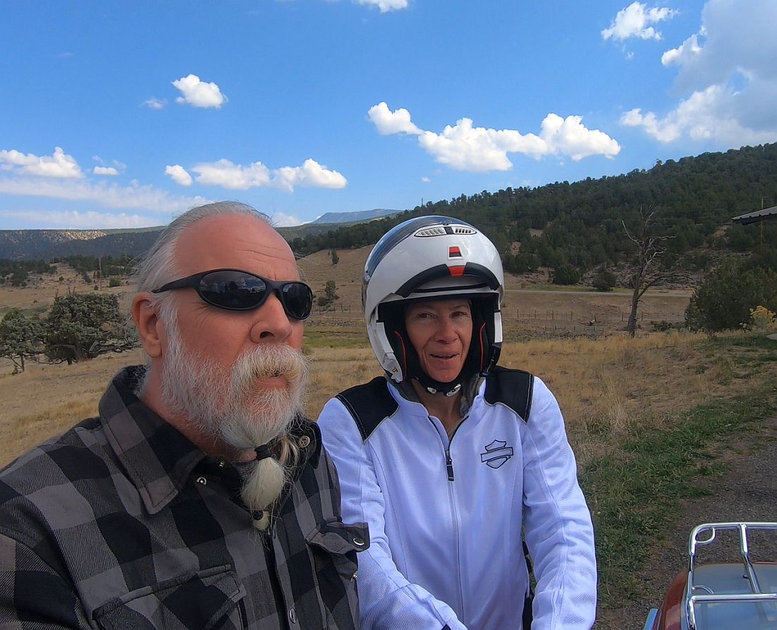 Riding%20to%20Ouray.jpg