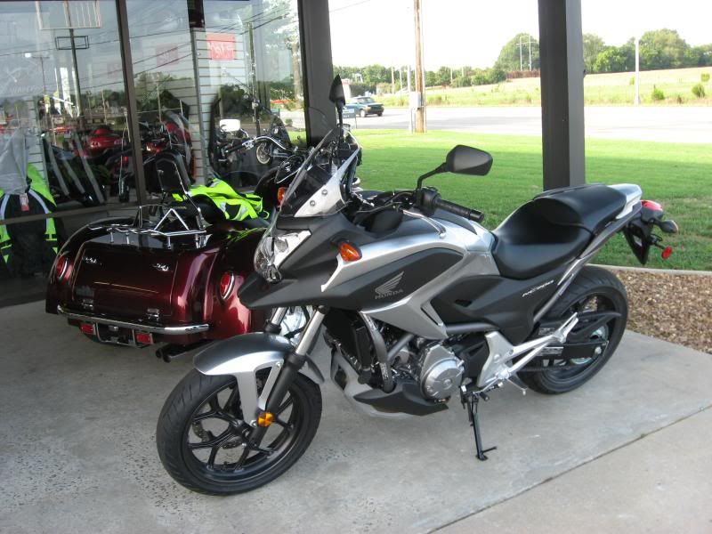 OLDMANS250TRIKE003.jpg