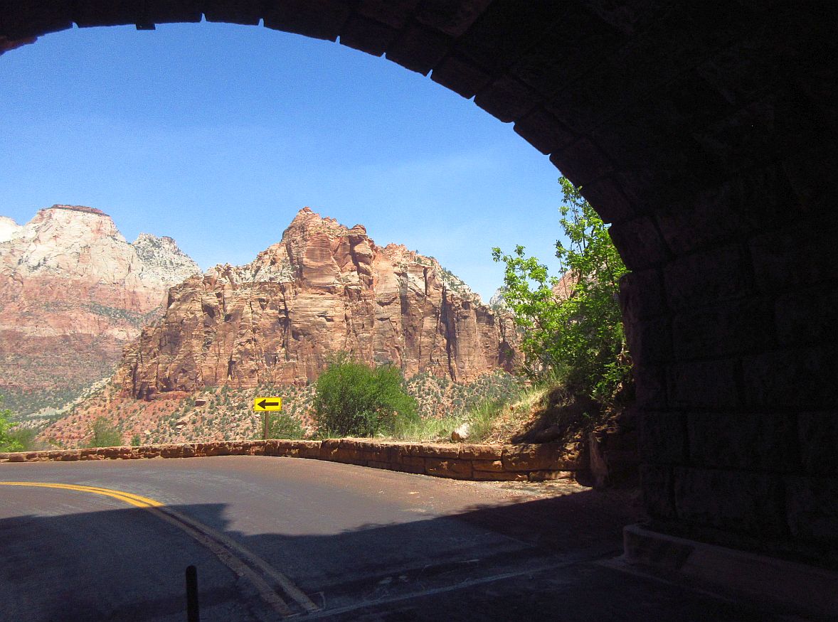 33-tunnel.jpg