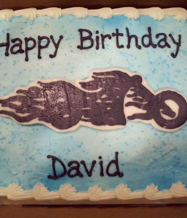 600x700_800095mGOE_motorcycle-birthday-cake.jpg