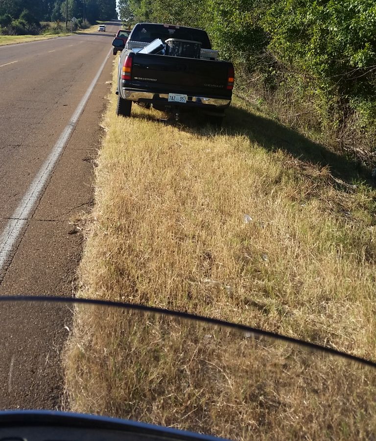 Truck%20pulling%20trailer.jpg