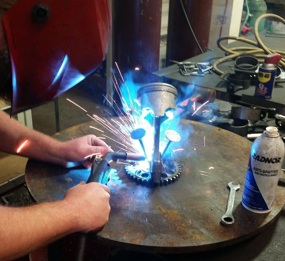 Welding1_zpsi40iayms.jpg