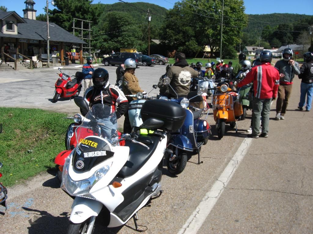 HILLONWHEELS210-3-2011001.jpg