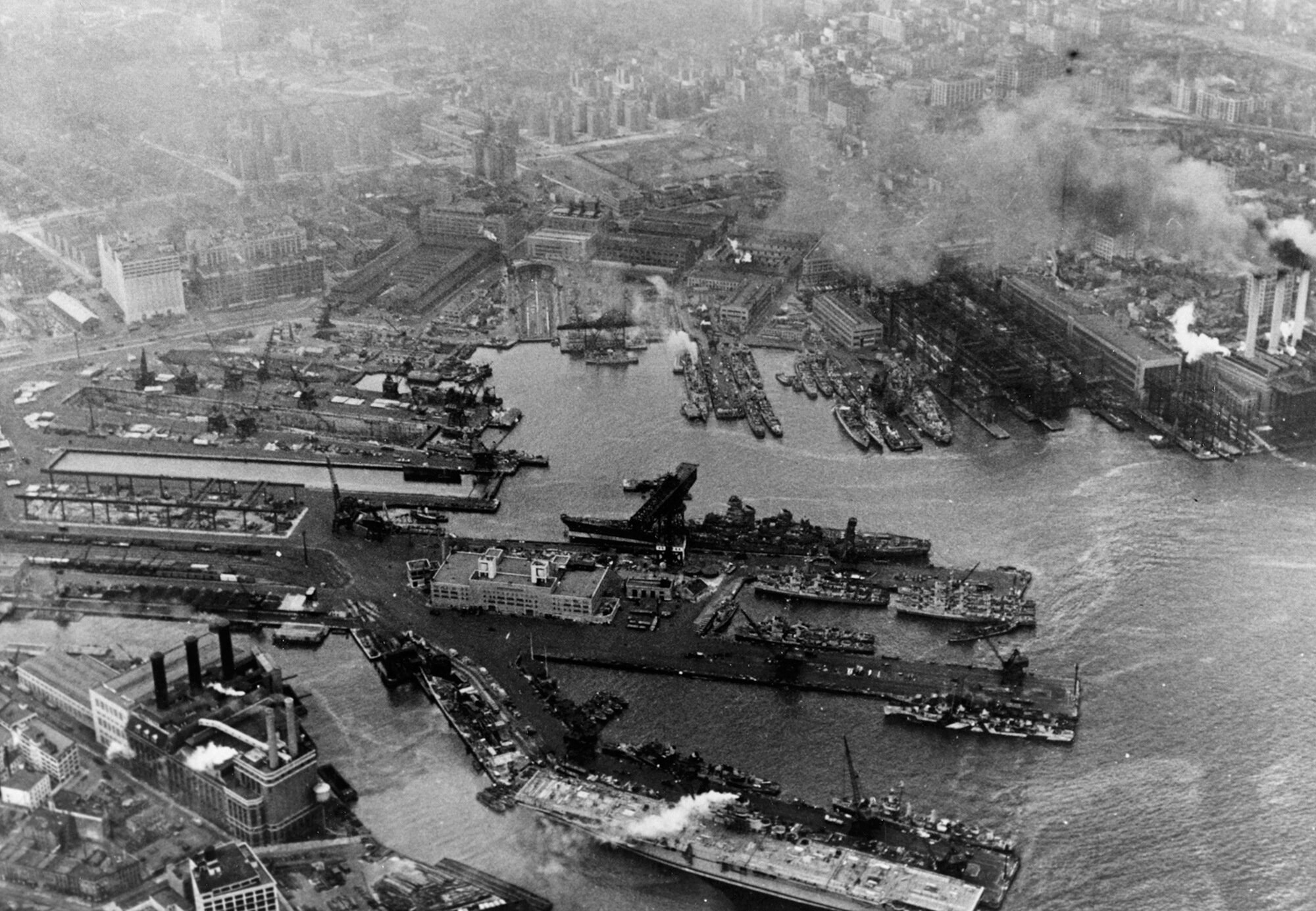 brookyn-navy-yard-world-war-11-aerial.jpg