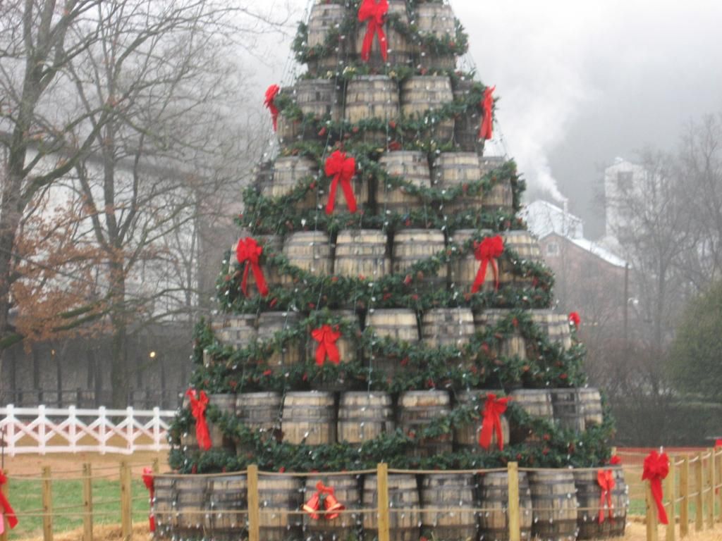 BarrelTree-Restaurants-Cross002.jpg