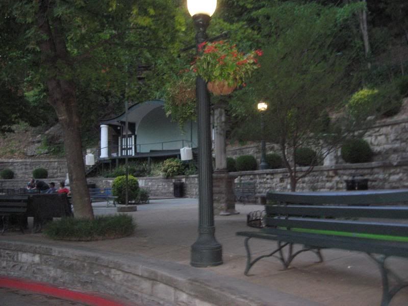 EUREKASPRINGS7-28-2012041.jpg