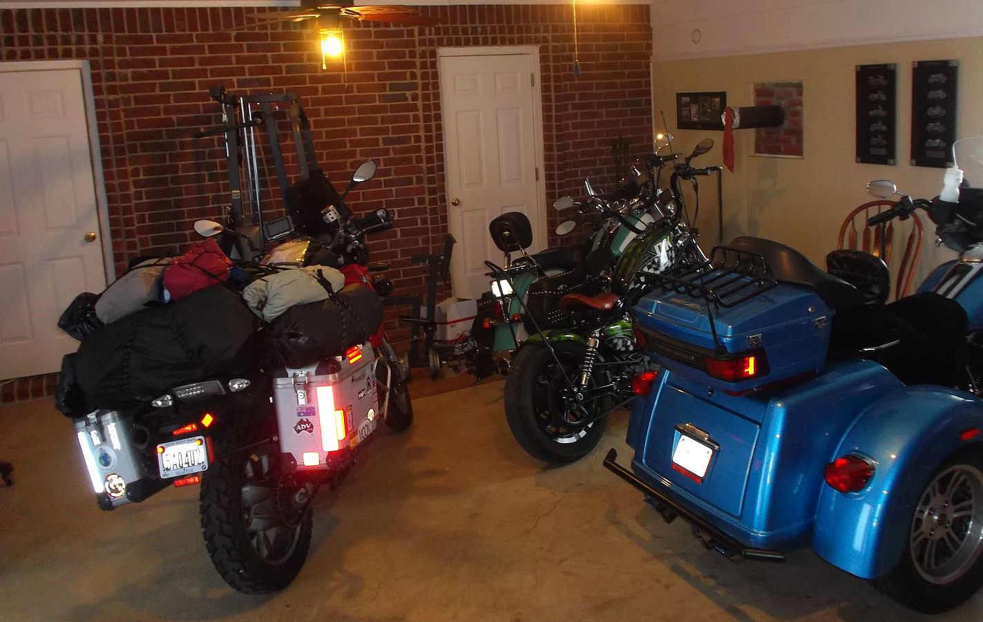 EvangelineBMWGarage_zps9cab4e85.jpg